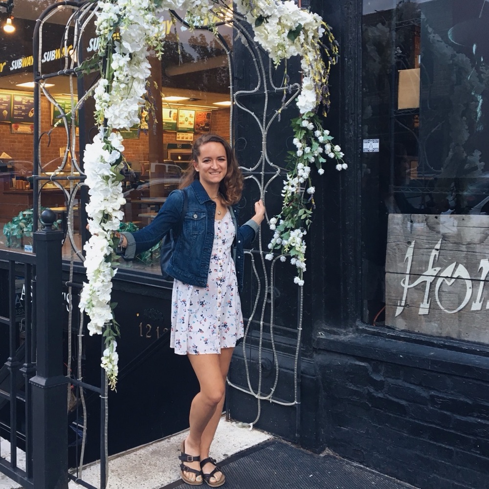 Meet your Posher, Emily